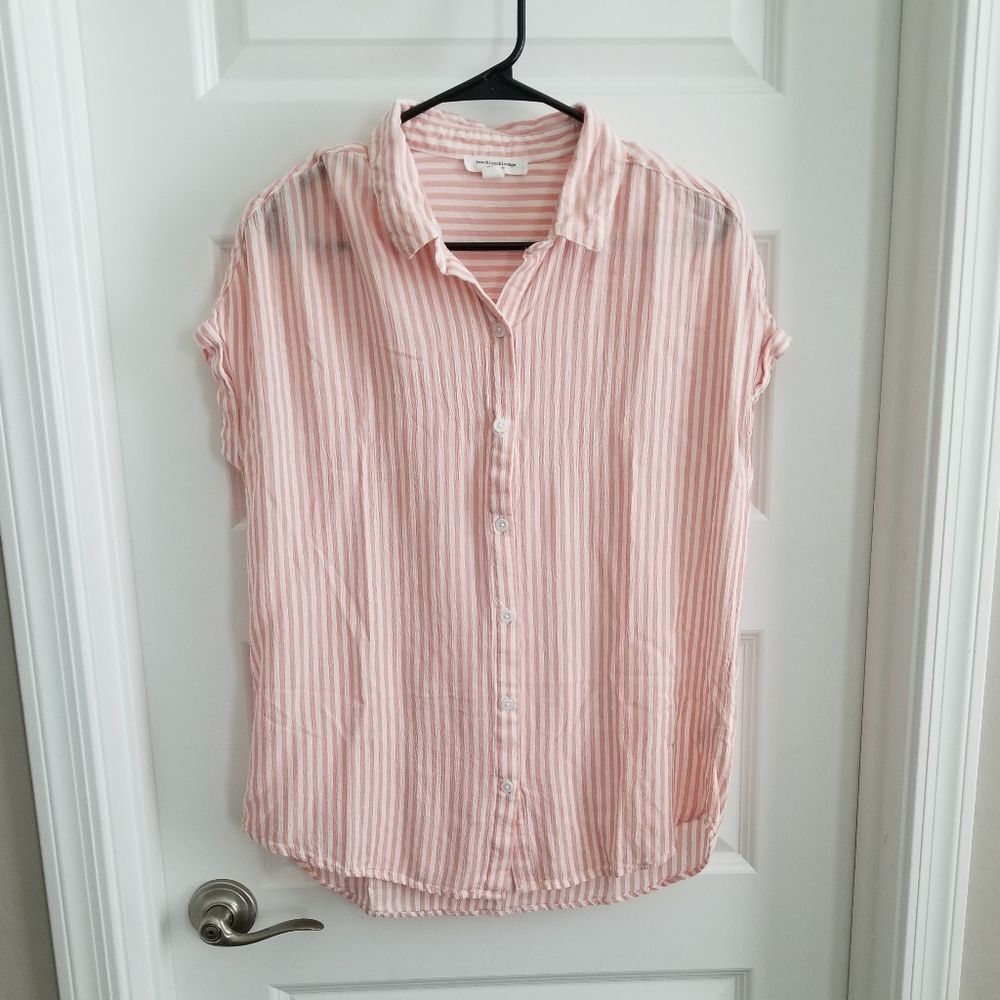 Beachlunchlounge striped pink shirt
